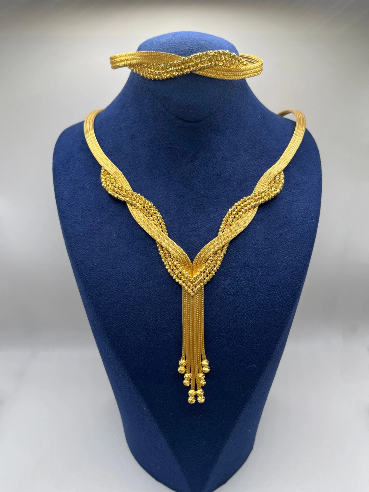 Altın Kaplamalı Dorika Gümüş Set (Küpesiz)