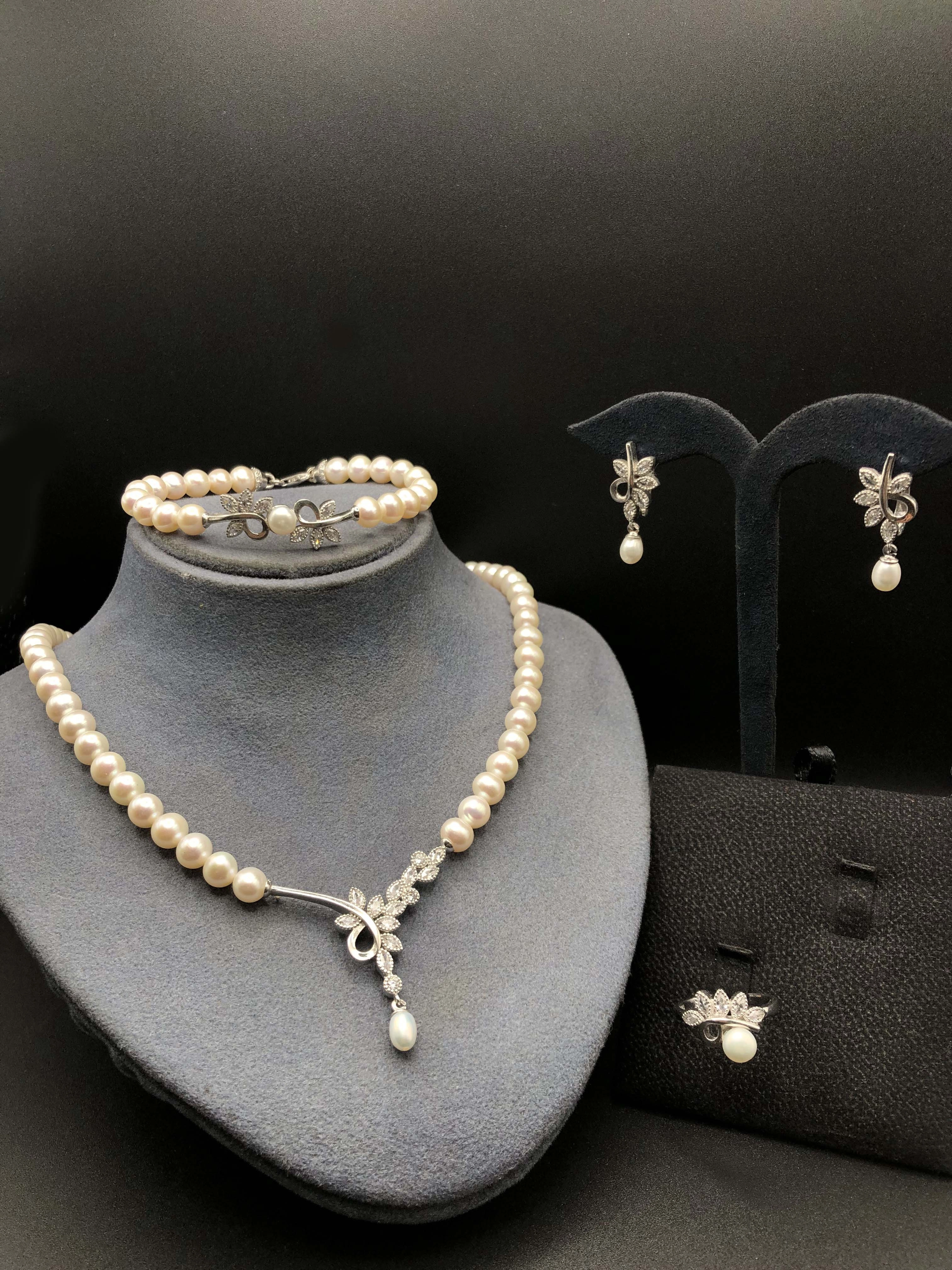 Doğal İncili Gümüş Set