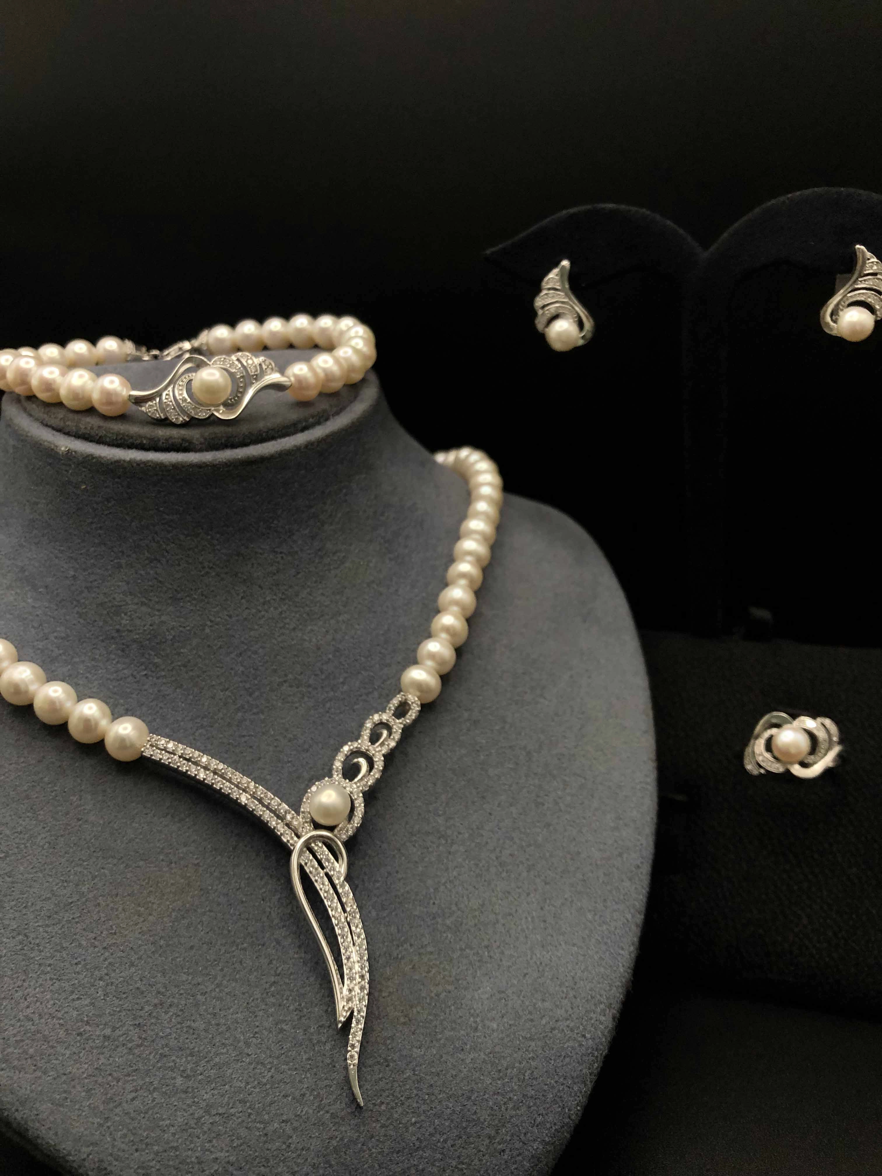 Doğal İncili Gümüş Set