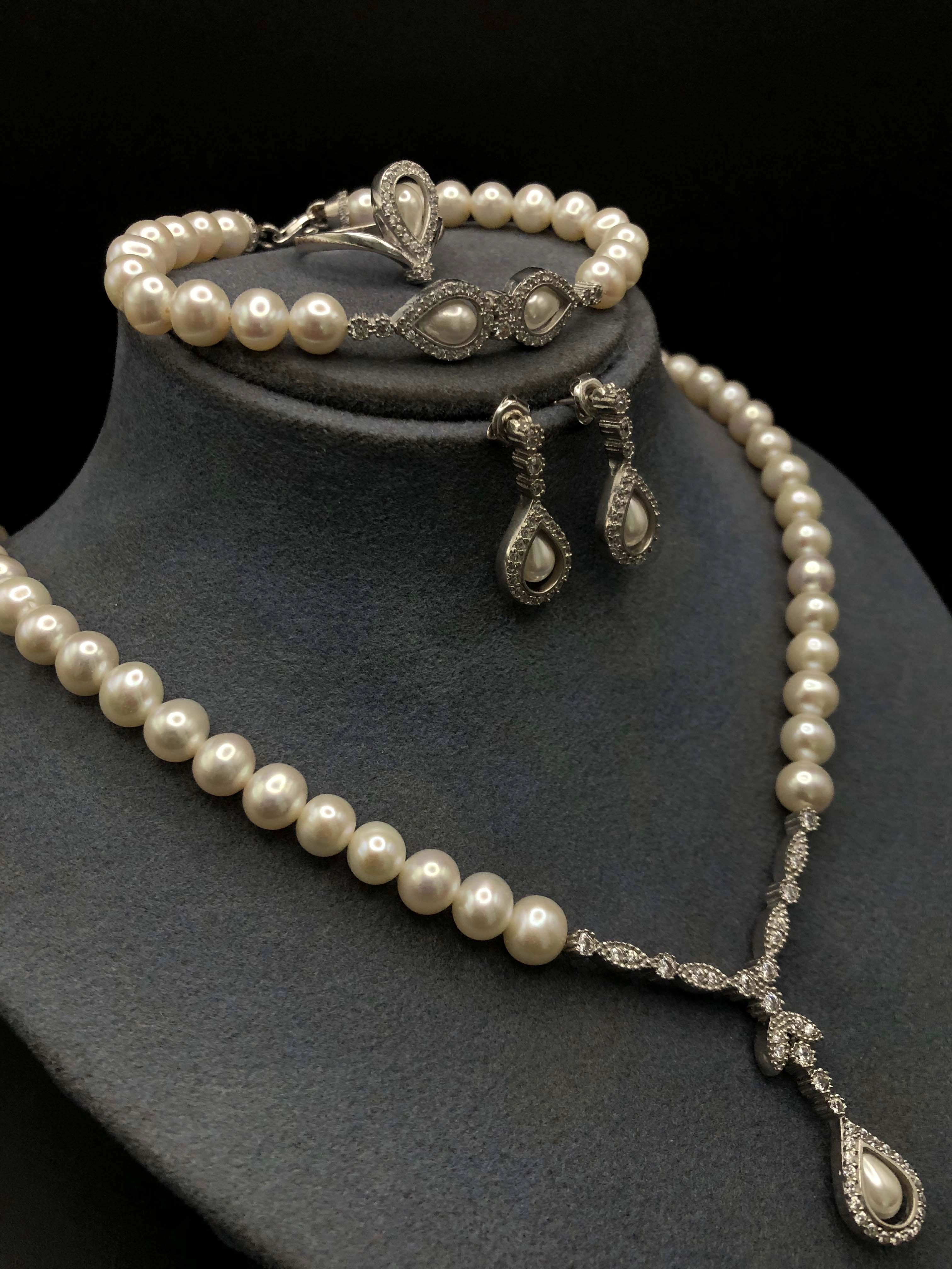 Doğal İncili Gümüş Set