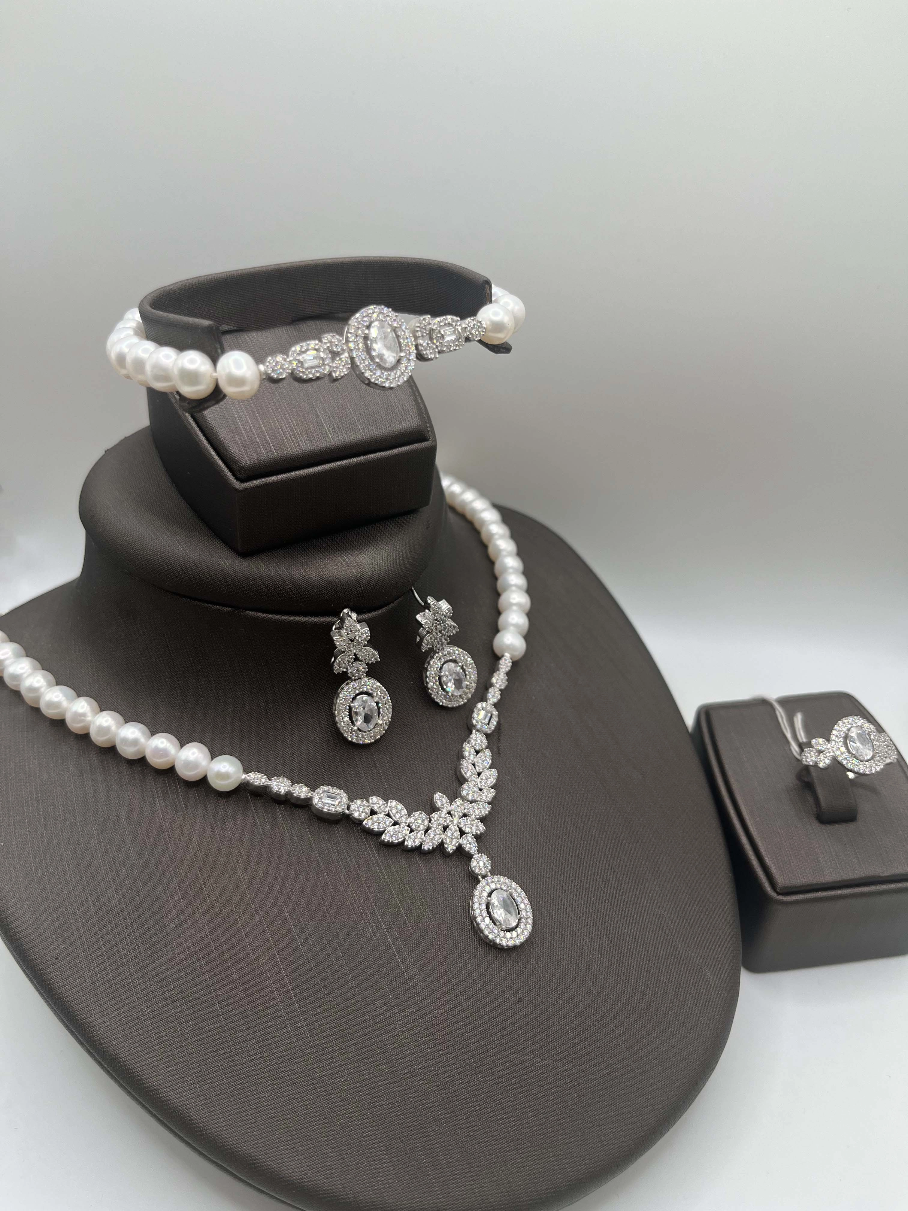 Doğal İncili Gümüş Set
