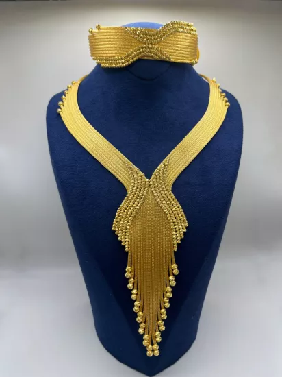 Altın Kaplamalı Dorika Gümüş Set (Küpesiz)